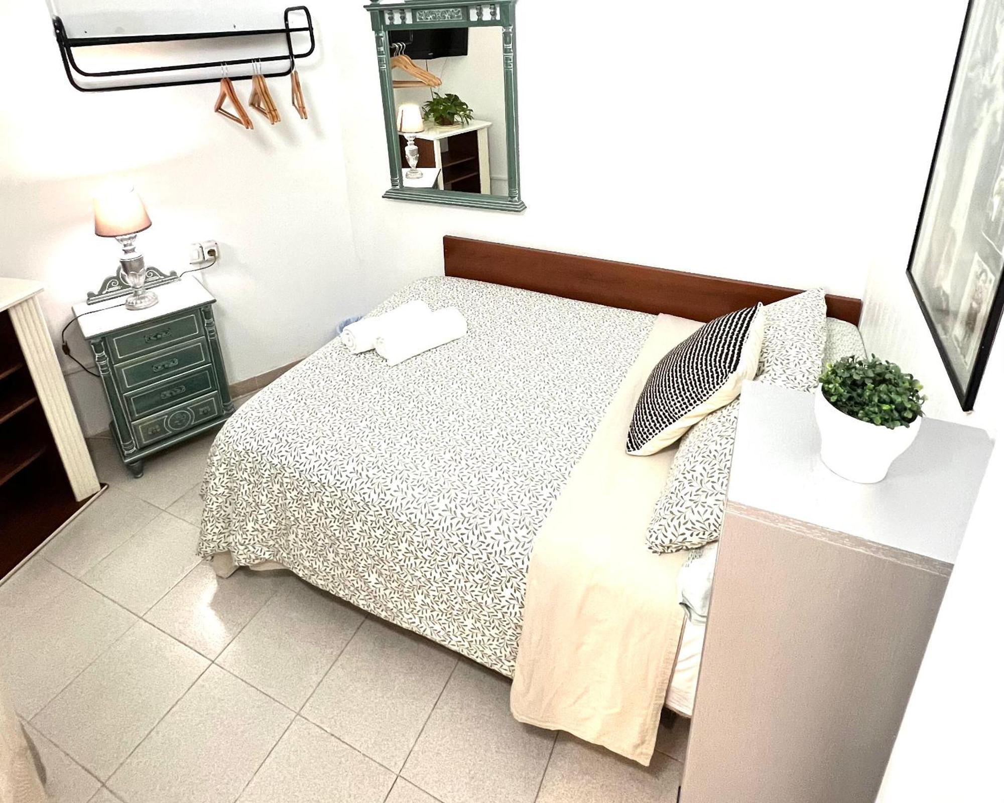 Alcamar Habitacion Privada Con Las Areas De Sala, Cocina Y Bano Que Se Comparten Cerca Al Mar! Alcalá la Real Eksteriør billede