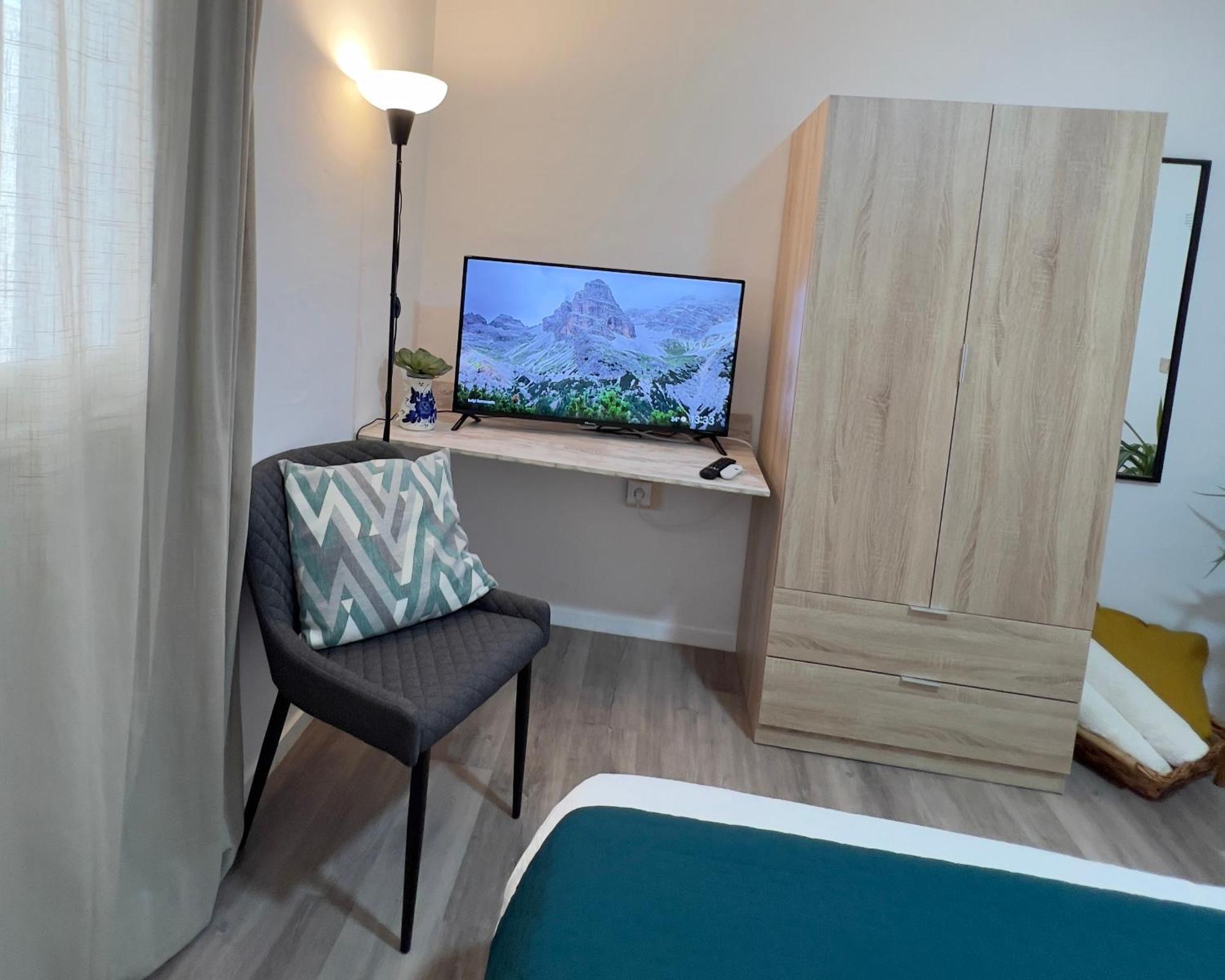 Alcamar Habitacion Privada Con Las Areas De Sala, Cocina Y Bano Que Se Comparten Cerca Al Mar! Alcalá la Real Eksteriør billede