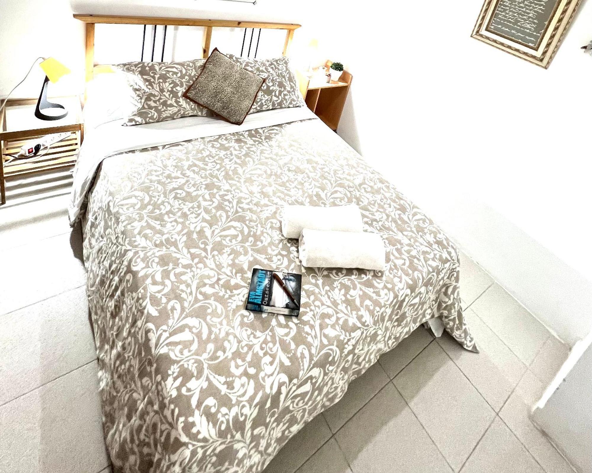 Alcamar Habitacion Privada Con Las Areas De Sala, Cocina Y Bano Que Se Comparten Cerca Al Mar! Alcalá la Real Eksteriør billede