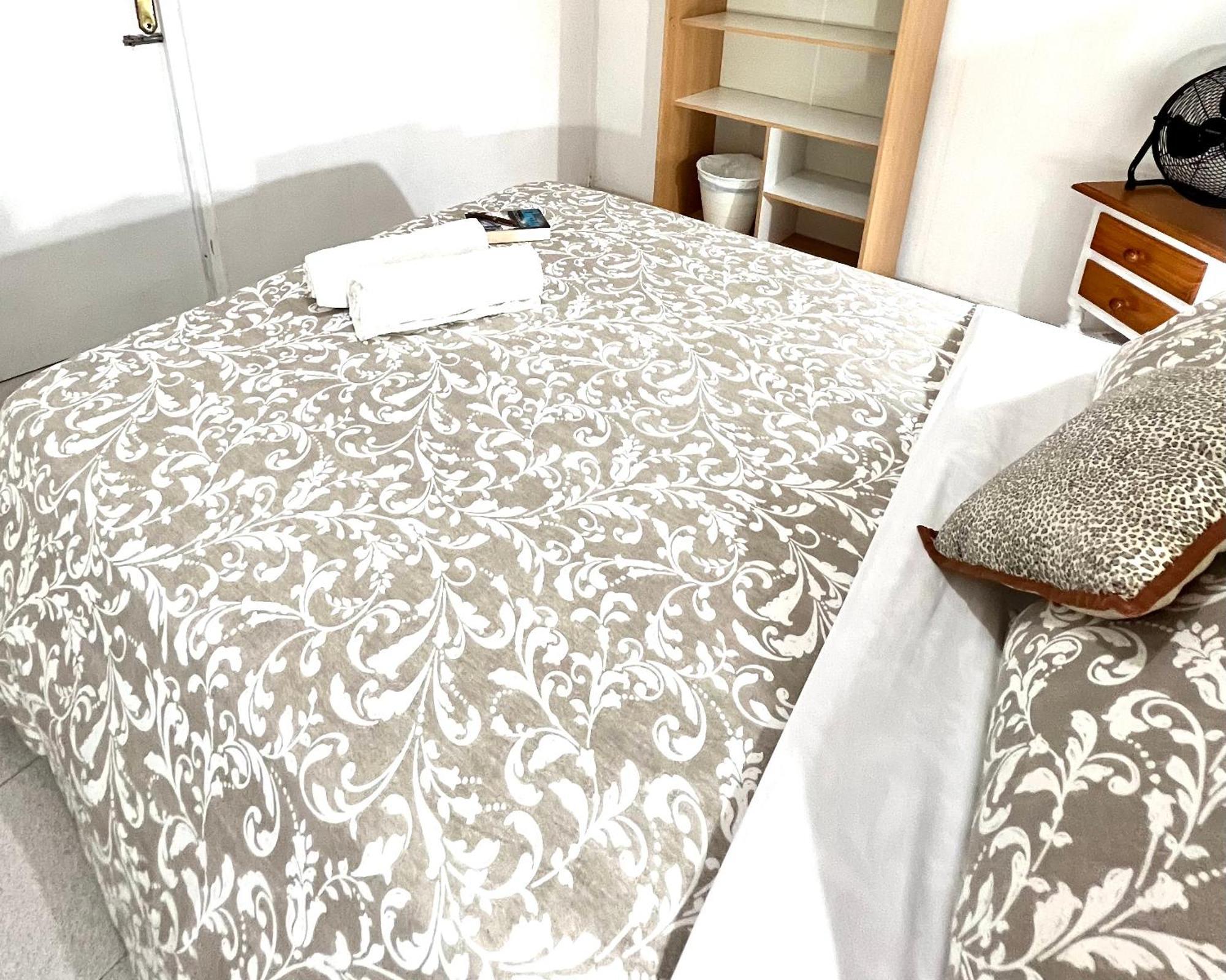 Alcamar Habitacion Privada Con Las Areas De Sala, Cocina Y Bano Que Se Comparten Cerca Al Mar! Alcalá la Real Eksteriør billede