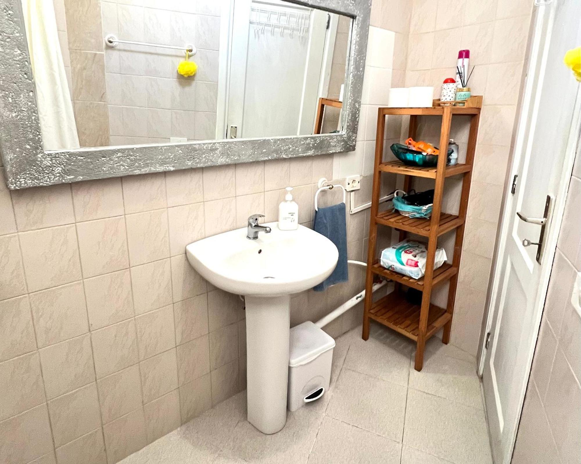 Alcamar Habitacion Privada Con Las Areas De Sala, Cocina Y Bano Que Se Comparten Cerca Al Mar! Alcalá la Real Eksteriør billede